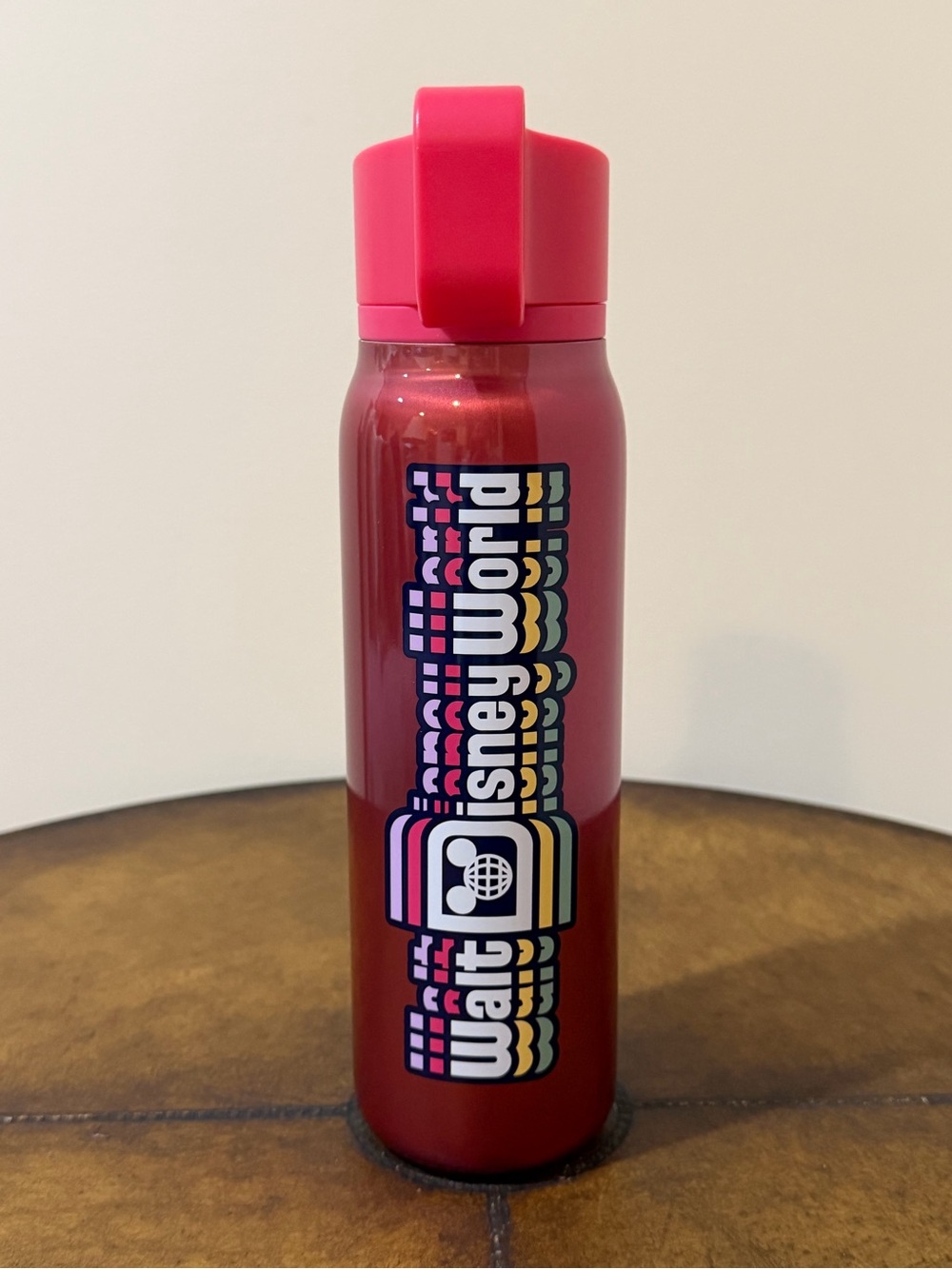 NEW STARBUCKS WALT DISNEY WORLD LOGO WATER BOTTLE IN HOT PINK 20oz